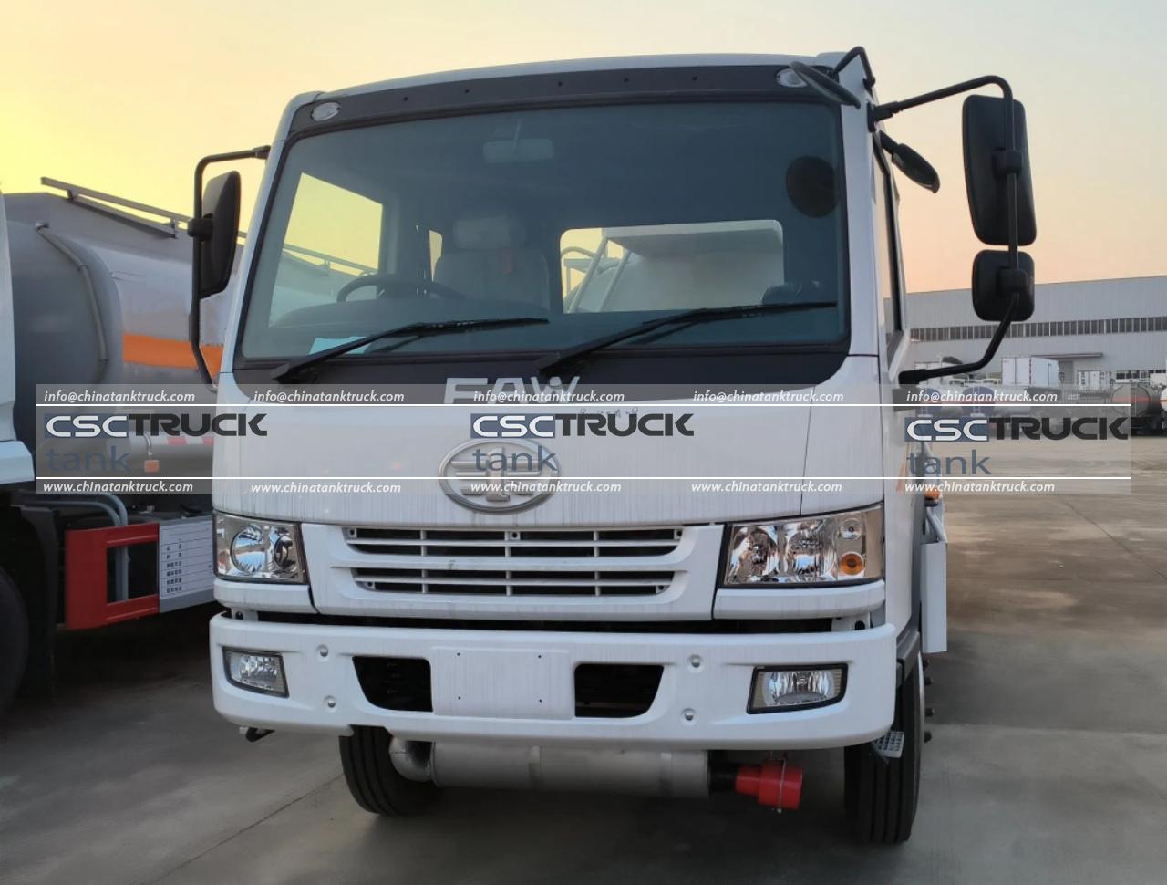 5000 Liters Oil Refueling Tanker Truck (3)
