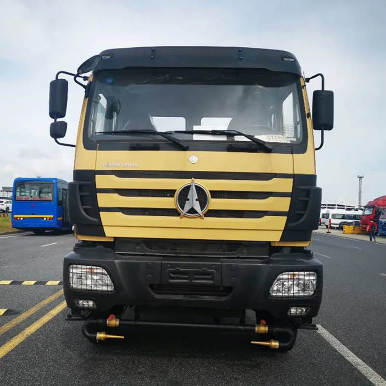 Beiben 4WD 10 CBM Water Tanker Truck (3)