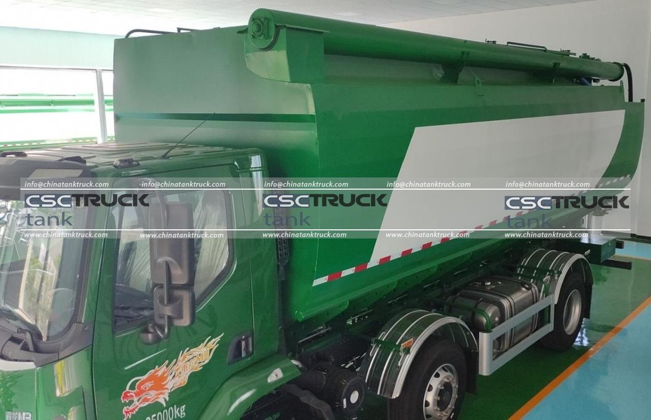 Chenglong M3 6x2 Dry Bulk Tanker Truck — A Giant with an Agile Body (3)
