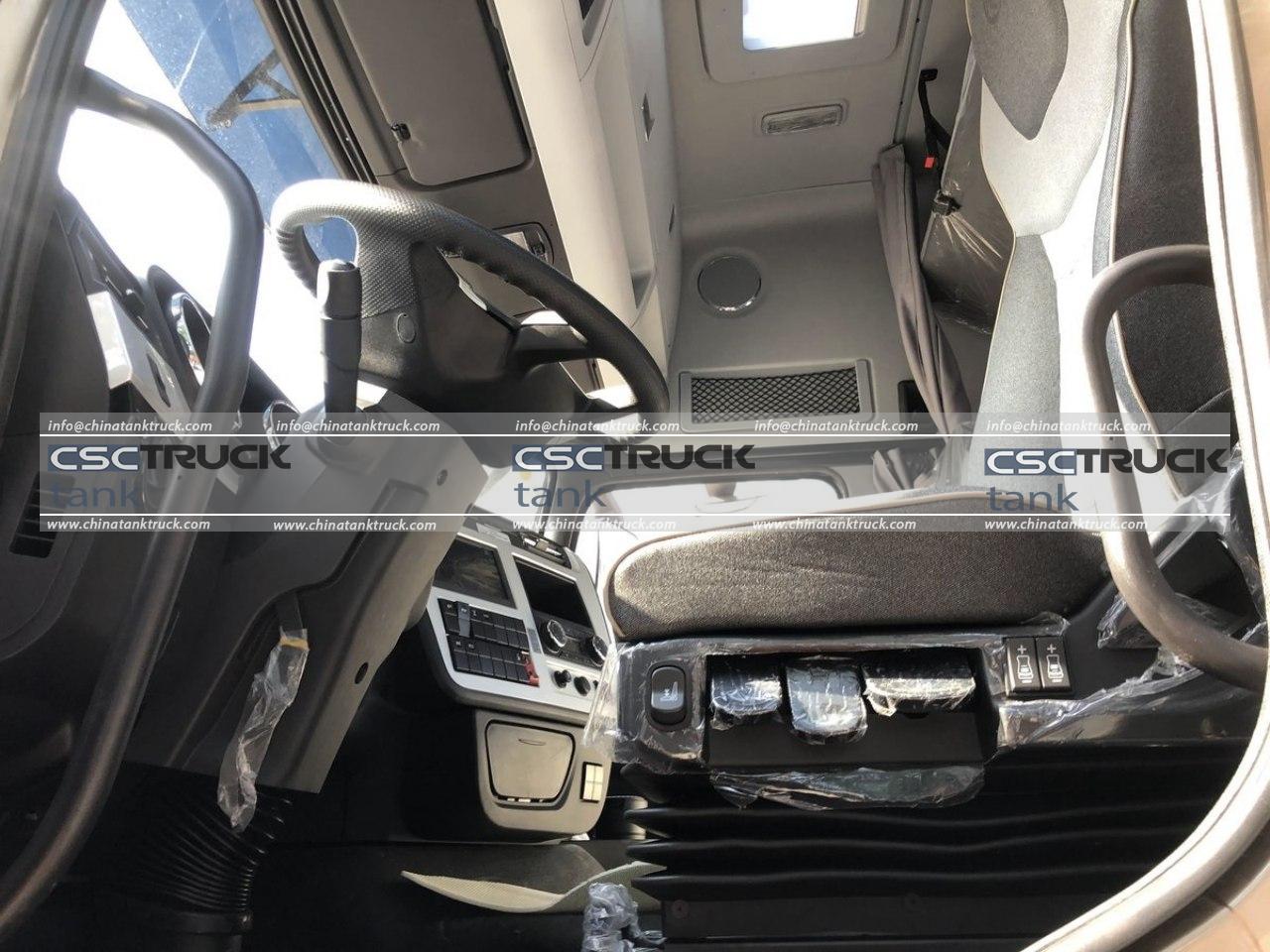Dongfeng Tianlong KL Fuel Tanker Truck — The Eco-Friendly Choice! (20)