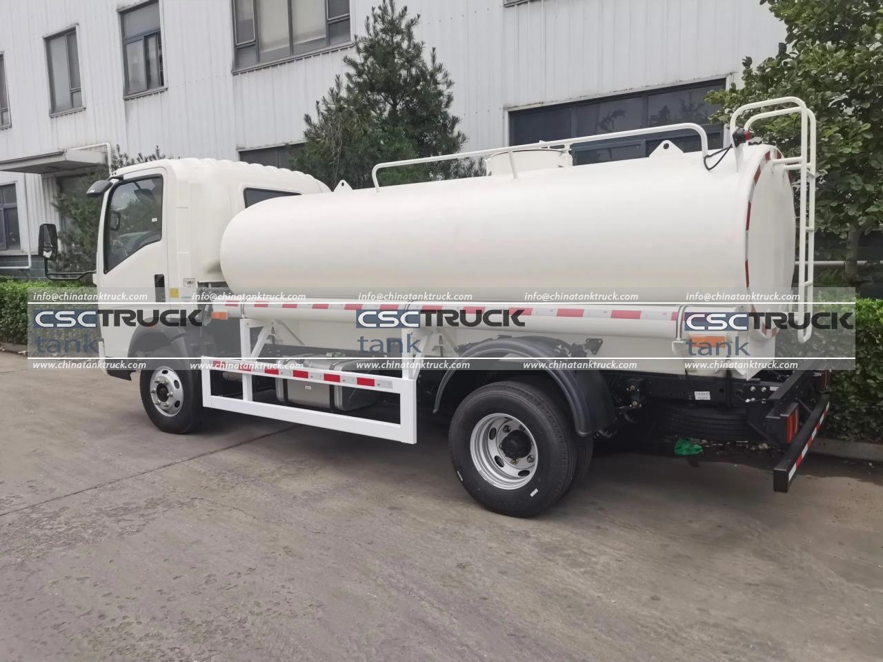 HOWO 5000 Liters Mobile Fuel Truck (4)