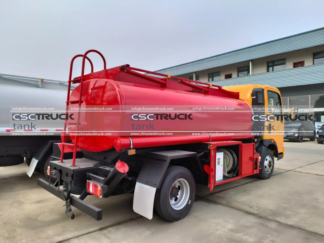 HOWO 5000 Liters Small Fuel Bowser (4)