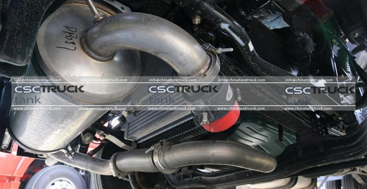 Illustrated Guide to the FAW 9 CBM Corrosive Tanker Truck (9)
