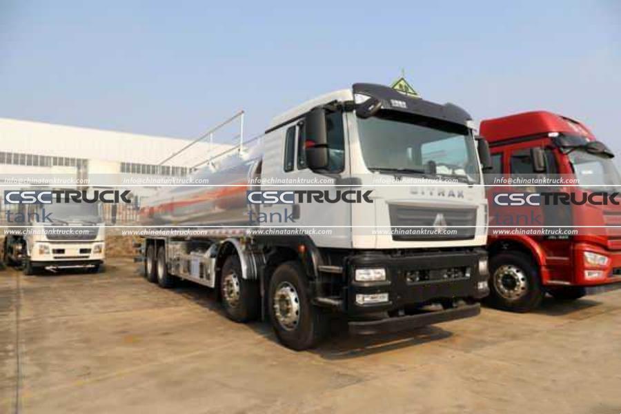 Sinotruk SITRAK C5H 8x4 26 CBM Aluminum Fuel Tanker Truck – Higher Transport Efficiency! (2)
