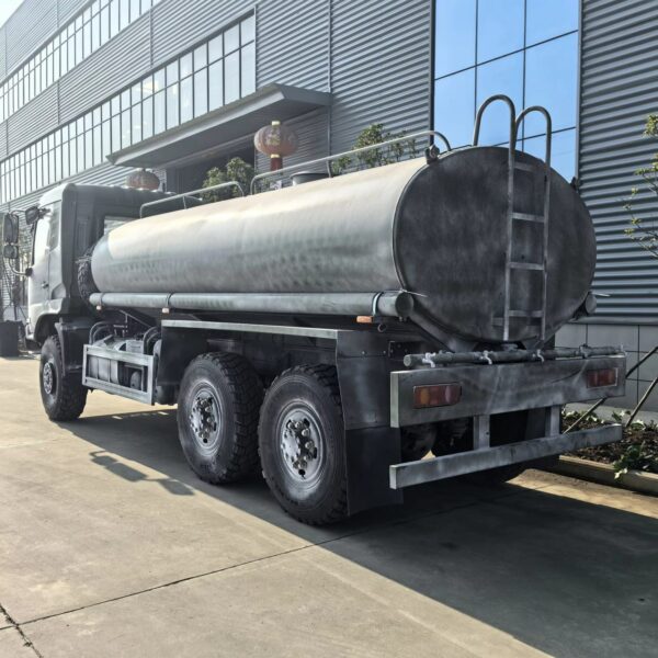 10 Wheelers 10 CBM Milk Tanker Truck (4)