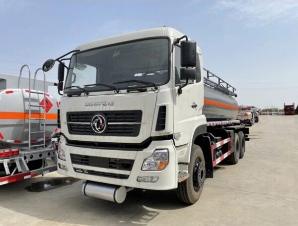 10 Wheelers 13 CBM Chemical Tank Truck