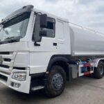 10 Wheelers 20000 Liters Fuel Tank Truck