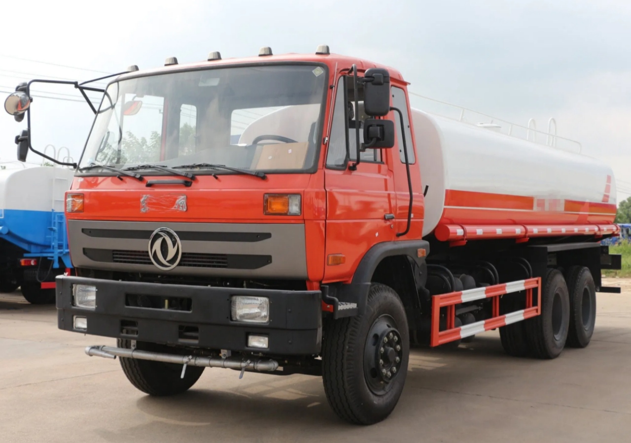 10 Wheelers 25000 Liters Water Truck