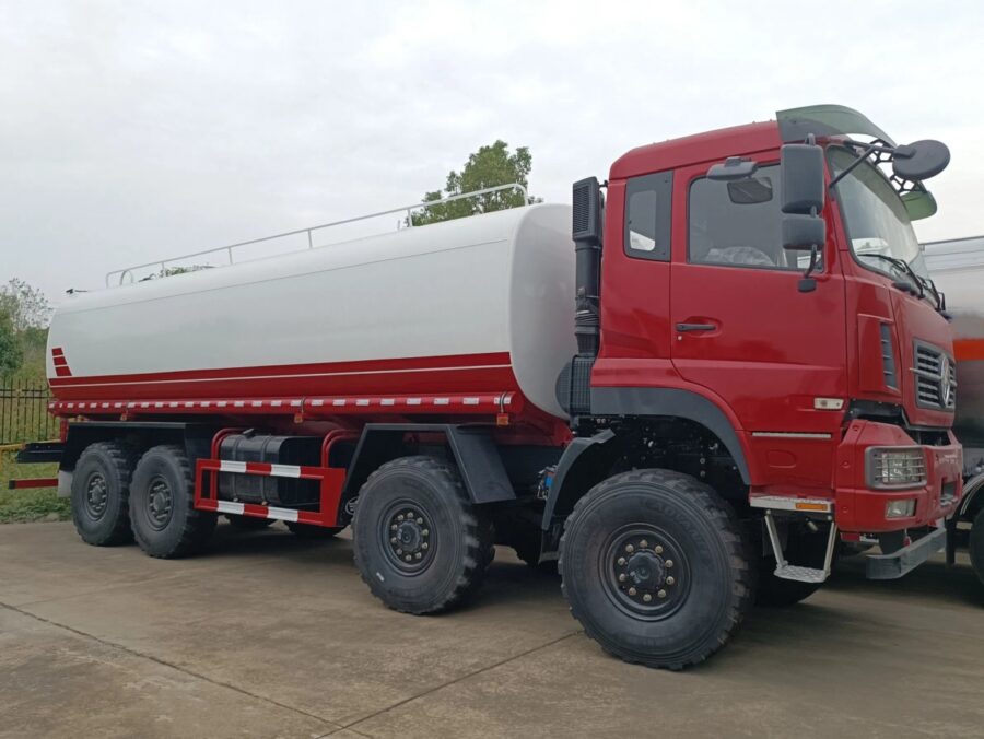 12 Wheelers 30000 Liters Water Truck (2)