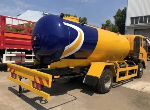 15 CBM LPG Bobtail Tank Truck (5)