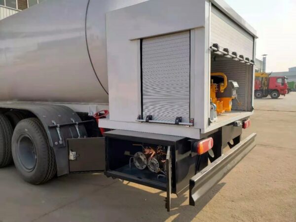 24000 Liters Propane Tank LPG Delivery Truck (4)