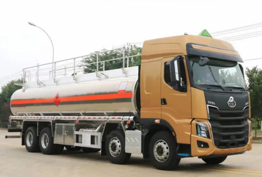 32 CBM 400HP Mobile Fuel Truck