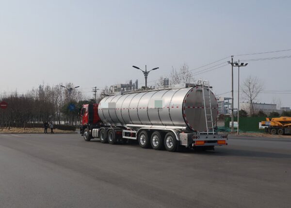 42 CBM Milk Tanker Trailer (4)