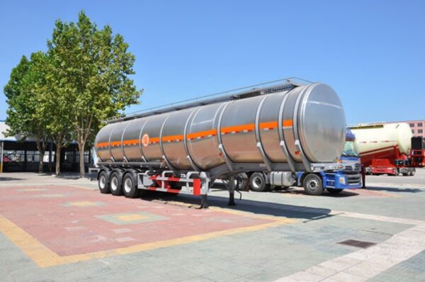 45000 Liters Fuel Tanker Semi-Trailer (3)