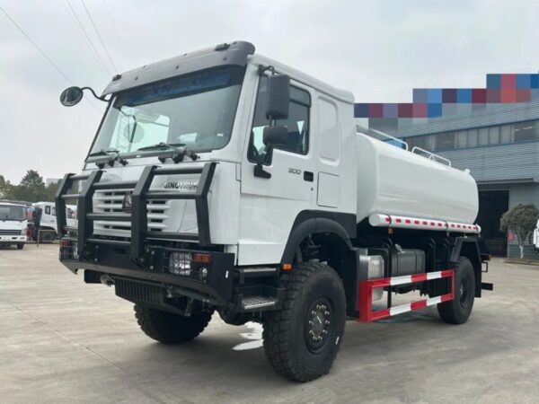 4x4 10000 Liters Water Tank Truck