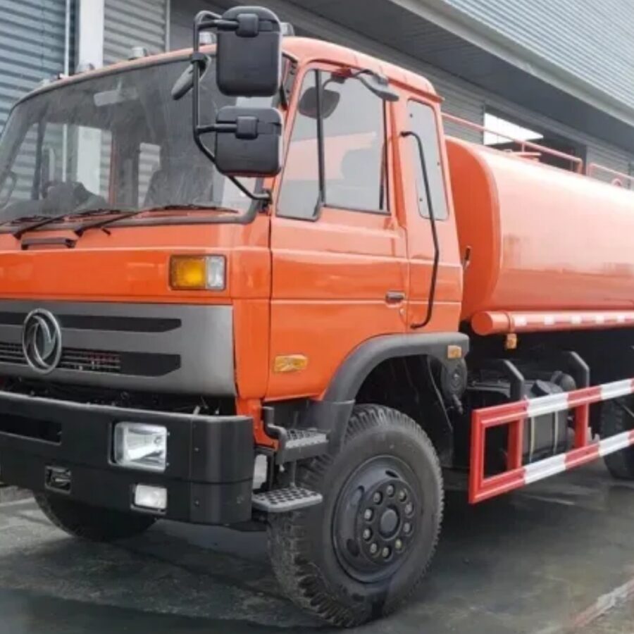 4x4 15000 Liters Water Truck (2)