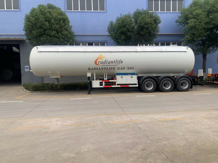 54 CBM 27 Ton LPG Propane Semi Trailer Tank