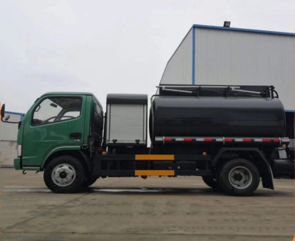 5CBM Crude Oil Tank Truck (5)