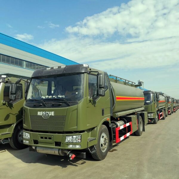 6 Wheelers 14 CBM Fuel Transport Truck (3)