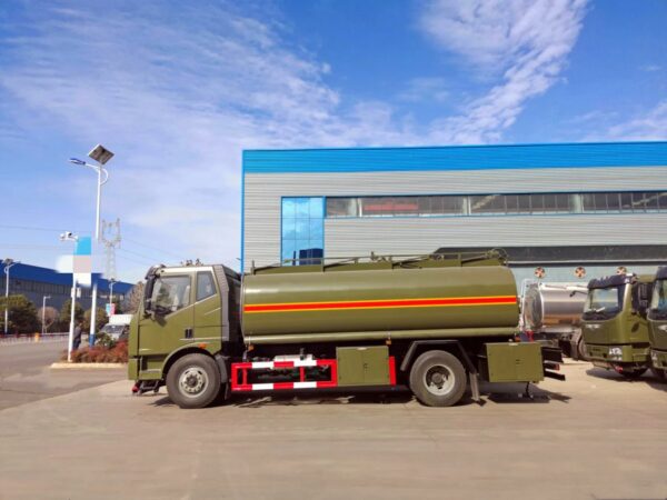 6 Wheelers 14 CBM Fuel Transport Truck (5)