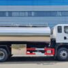 6 Wheelers 5000 Liters Milk Transport Truck (3)