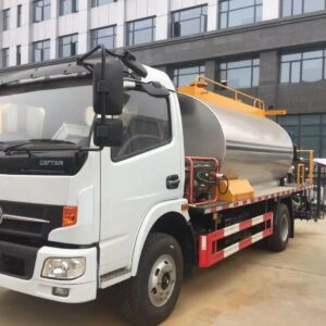 6 Wheelers 6000 Liters Asphalt Tank Truck