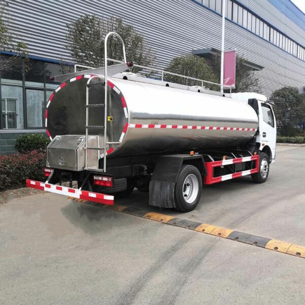 6 Wheelers 9 CBM Milk Tank Truck (3)