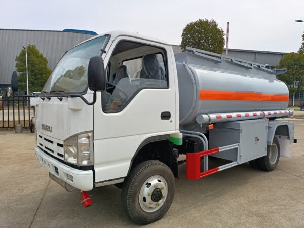 6000L fuel tank truck