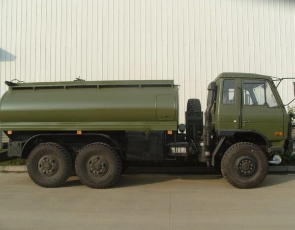 6x6 10 CBM Crude Oil Tank Truck (3)