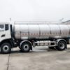 8 Wheelers 20 CBM Milk Tank Truck (2)