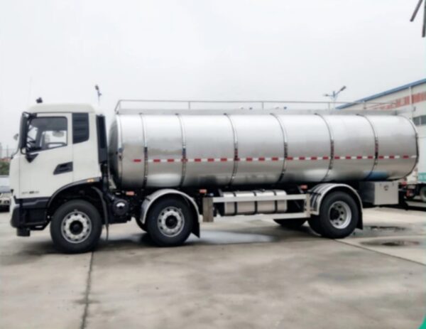 8 Wheelers 20 CBM Milk Tank Truck (2)