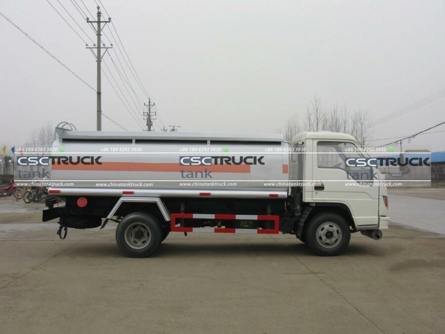 8000 Liters Oil Tank Refueling Truck (5)