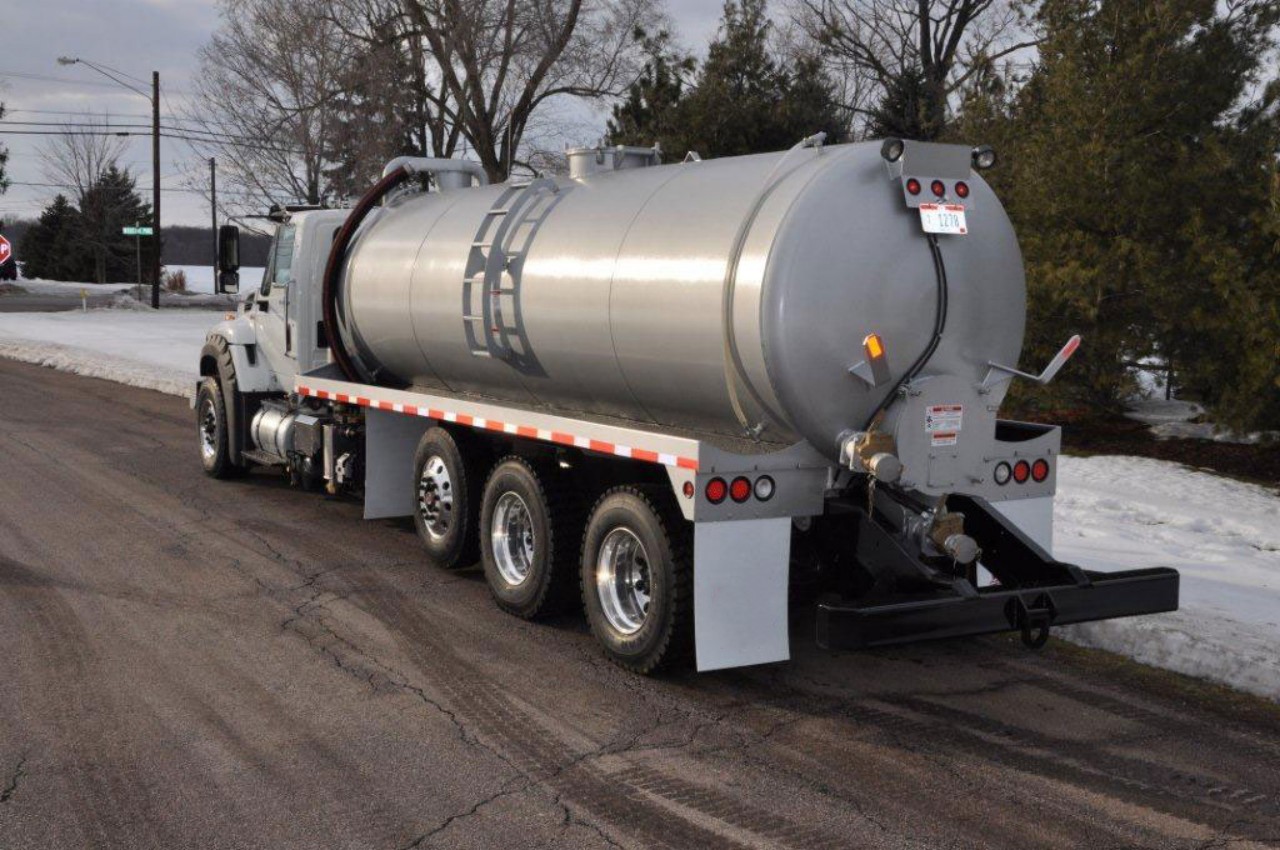 Aluminum Tank Truck (7)