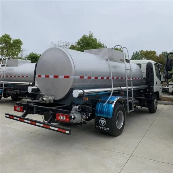 Foton 3 CBM Water Tank Truck (3)