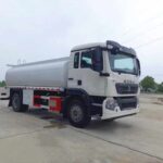 HOWO 10000 Liters Fuel Tank Truck (2)