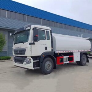 HOWO 10000 Liters Fuel Tank Truck