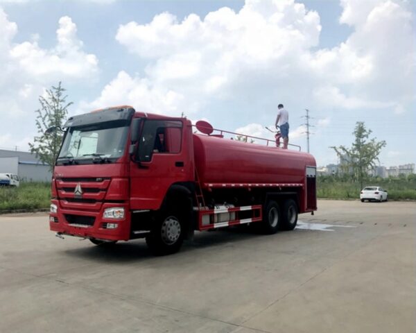 HOWO 10000 Liters Water Tank Truck (4)