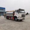 HOWO 13 CBM Asphalt Tank Truck (2)