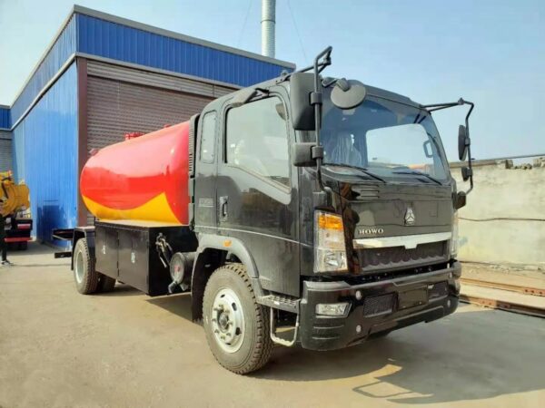 HOWO 15 CBM LPG Tank Truck