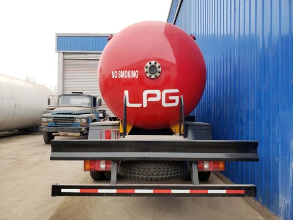 HOWO 15 CBM LPG Transport Truck (5)