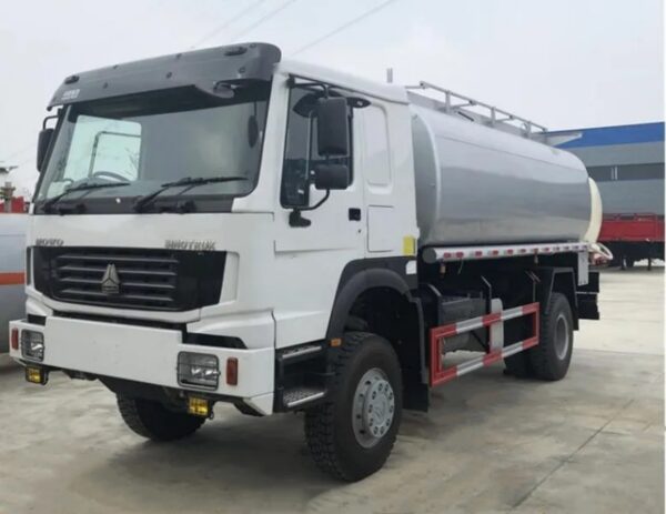 HOWO 15000 Liters Mobile Fuel Truck