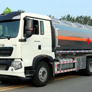 HOWO 20000 Liters Fuel Delivery Truck (2)