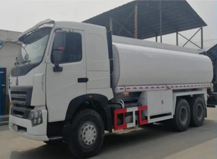 HOWO 20000 Liters Water Tanker Truck (2)