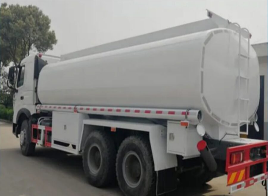 HOWO 20000 Liters Water Tanker Truck (3)