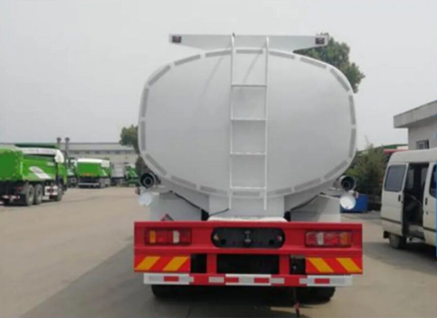 HOWO 20000 Liters Water Tanker Truck (4)