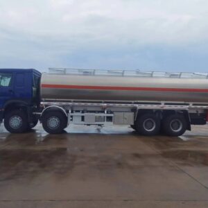 HOWO 30 CBM Fuel Tank Truck (2)