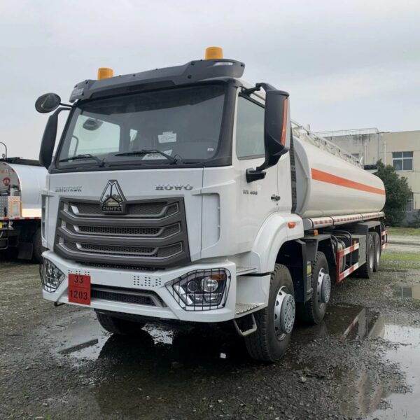 HOWO 30000 Liters Fuel Tank Truck