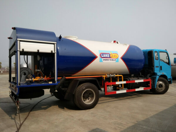 HOWO 5 Ton LPG Bobtail Truck Tank