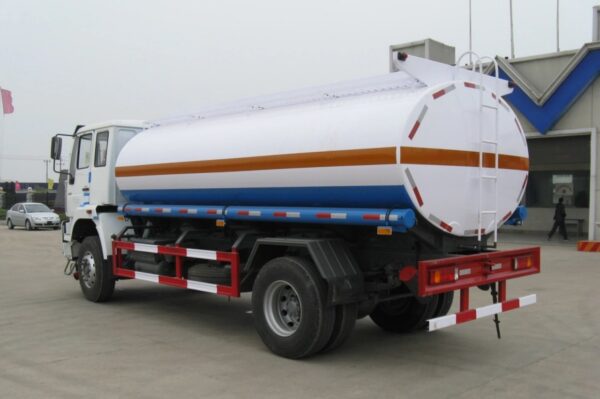 ISUZU 15000 Liters Fuel Tank Truck (2)