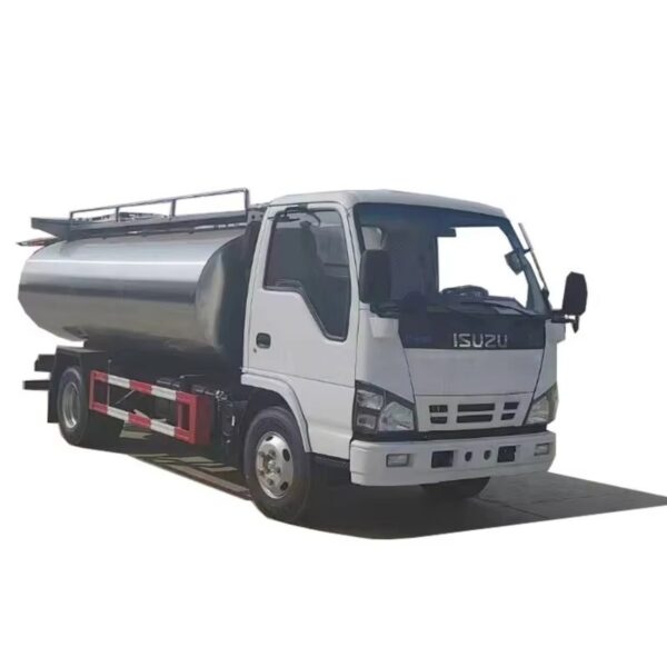 ISUZU 3CBM Milk Tank Truck (4)